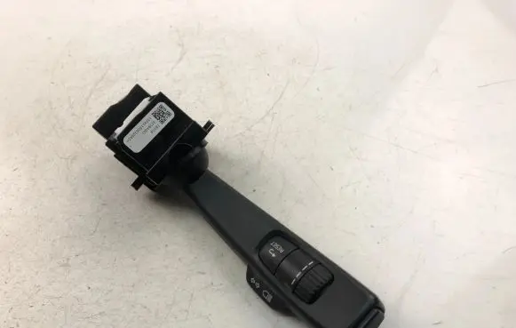 Volvo V60 Indicator stalk 31394001