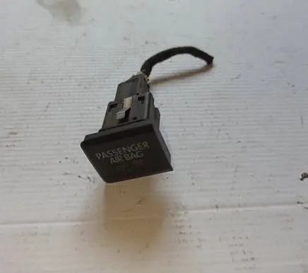 Volkswagen Transporter - Caravelle T5 Passenger airbag on/off switch 7E0919234