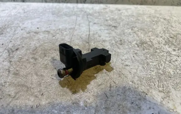 Dodge Durango Camshaft position sensor 05149141AF 17305 B4922