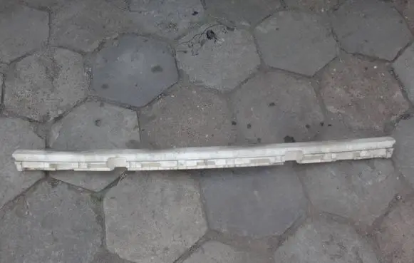 BMW 5 E39 Rear bumper foam support bar 8174878