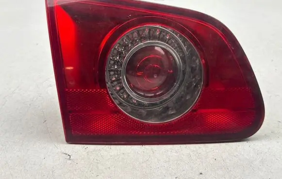 Volkswagen PASSAT B6 Tailgate rear/tail lights 3C9945093