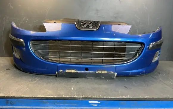 Peugeot 407 Front bumper 9644644377
