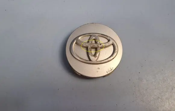 Toyota RAV 4 (XA40) Original wheel cap 4260312760