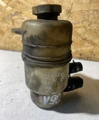 Power steering fluid tank/reservoir