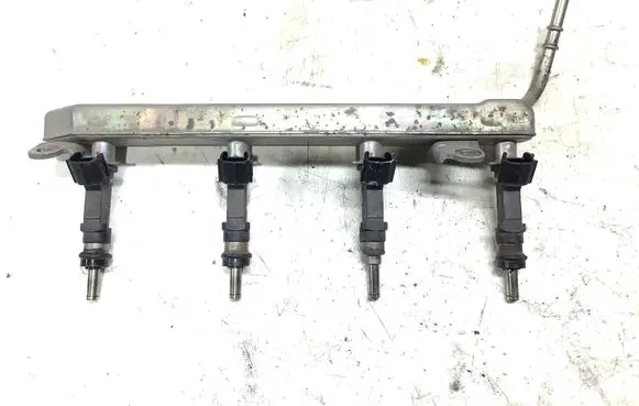 Toyota Yaris Fuel injectors set 0280158213 2320947010