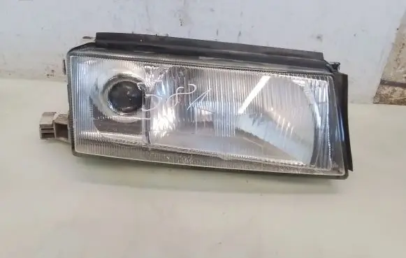 Skoda Octavia Mk1 (1U) Headlight/headlamp