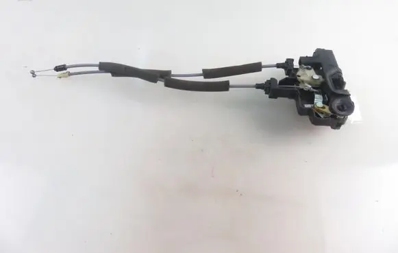 Chevrolet Captiva Rear door lock 