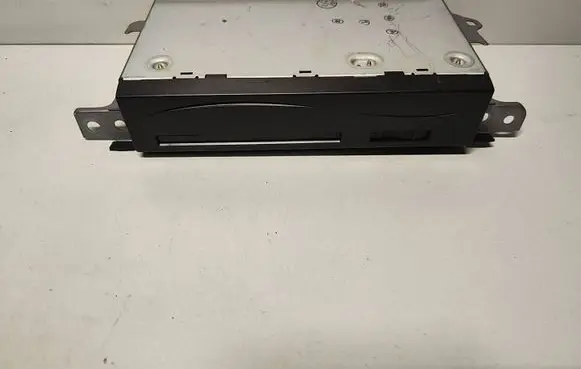 Lexus ES 250 - 300 - 330 CD/DVD changer 8684133060 4621000436