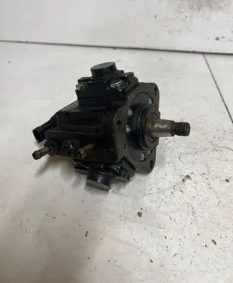 Fuel injection high pressure pump
