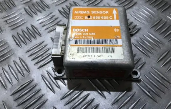 Audi A4 S4 B5 8D Airbag control unit/module 8a0959655c 0285001038