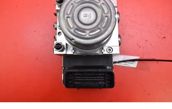 Volvo XC90 ABS Pump 31451210