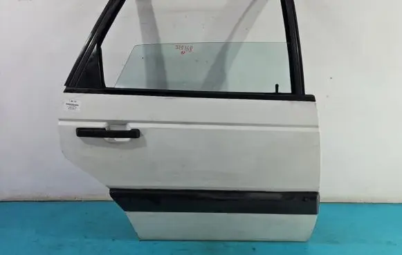 Volkswagen PASSAT B3 Rear door IMPRK1366570
