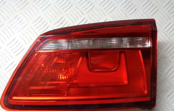 Volkswagen Golf Sportsvan Tailgate rear/tail lights 510945094K