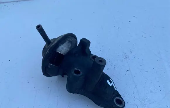 Toyota Avensis T220 EGR valve 2580027010 2562027060