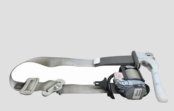 Nissan Leaf I (ZE0) Front seatbelt 605031400A 6236581X6D BS242362CLF
