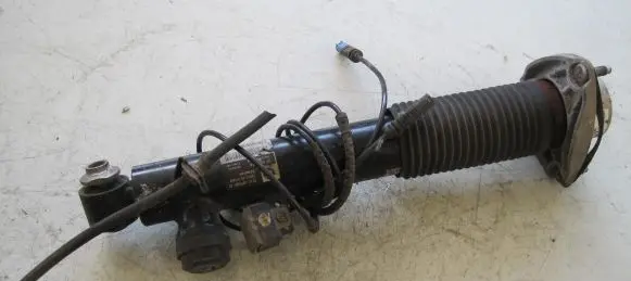 BMW X5 F15 Rear window strut damper 6875090