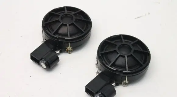 Audi A4 S4 B7 8E 8H Front door speaker 8H0035399B