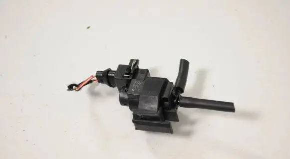 BMW 5 F10 F11 Turbo solenoid valve 7810831