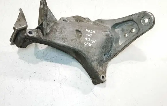 Volkswagen Polo V 6R Engine mounting bracket 03P195203