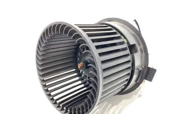 Peugeot 208 Heater fan/blower T1013140A