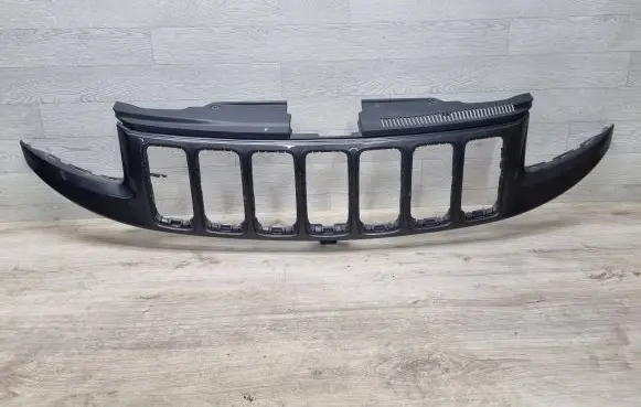 Jeep Grand Cherokee (WK) Front bumper 1WL32TRM