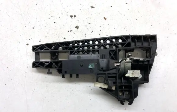 Audi A4 S4 B8 8K Front door exterior handle/bracket 8T0837886 8T2837886