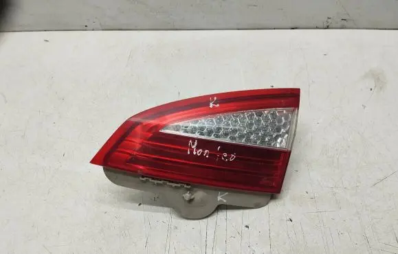 Ford Mondeo MK IV Tailgate rear/tail lights 7s7113a602