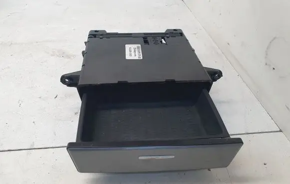 BMW 5 E60 E61 Dashboard storage box/compartment 697637505