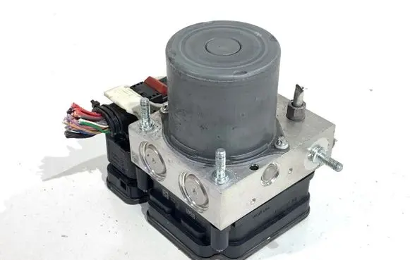 Renault Captur II ABS Pump 476600633R