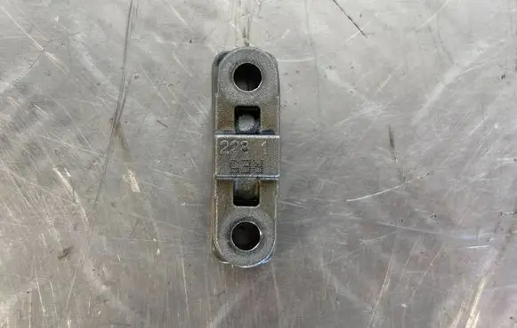BMW X5M E70 Camshaft holder 2281