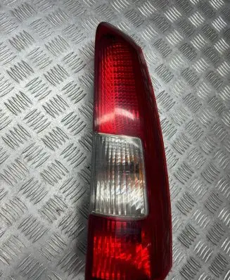 Volvo V70 Rear/tail lights 9154494