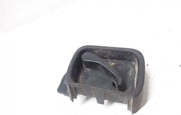 Loading door interior handle