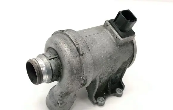 Volvo S60 Water pump 327827200