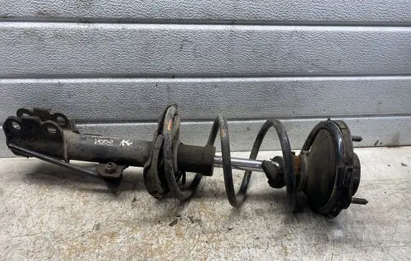Toyota Avensis Verso Front shock absorber/damper