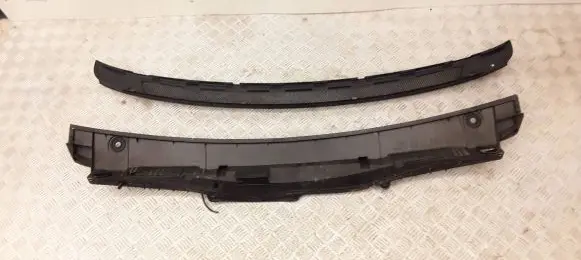 Mercedes-Benz Vaneo W414 Windshield trim