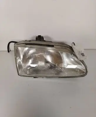 Renault Scenic I Headlight/headlamp E24706