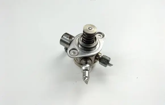 Ford B-MAX Fuel injection high pressure pump CM5G9D376GA 0261520095