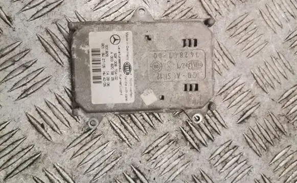 Mercedes-Benz R W251 Headlight ballast module Xenon a0038205826