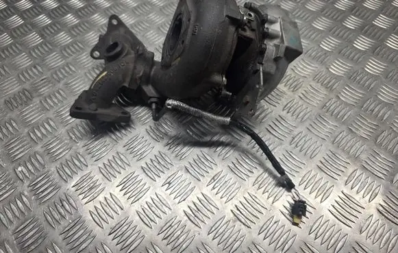 Mercedes-Benz ML W166 Turbo A6420901686 A642142109