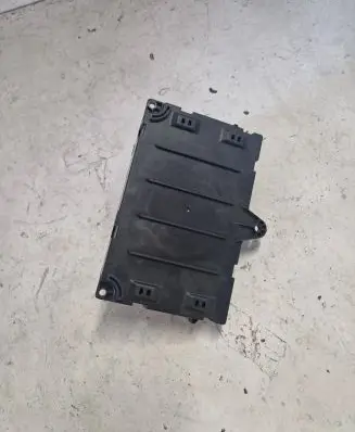 Citroen C6 Fuse module 9656148180