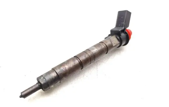 BMW 3 E90 E91 Fuel injector 7797877 0445116001