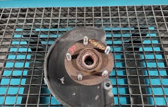 Mitsubishi Outlander Front wheel hub spindle knuckle IMPRK1501090