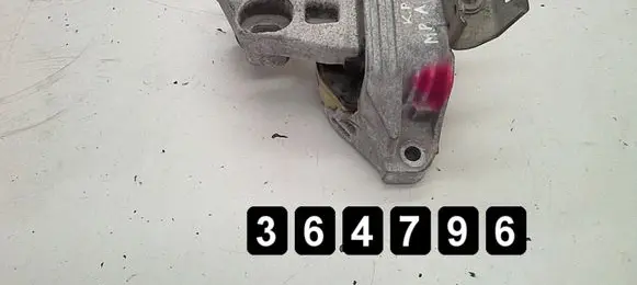 Mercedes-Benz A W176 Engine mount bracket 1500d 2462400217