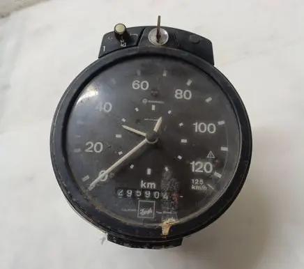 Mercedes-Benz 207 310 Speedometer (instrument cluster) 0481209 GMBH7730 131124
