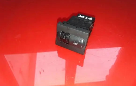 Skoda Fabia Mk1 (6Y) Seat heating switch 6Y0953564A