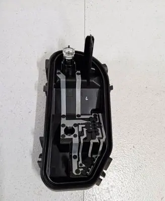 Audi A6 S6 C6 4F Tail light bulb cover holder