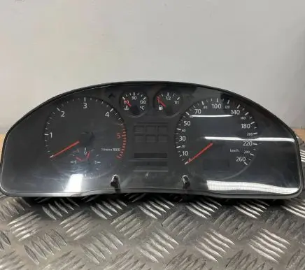 Audi A4 S4 B5 8D Speedometer (instrument cluster) 8D0919861A