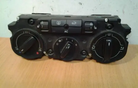 Volkswagen PASSAT B6 Climate control unit 3C1820045A 5HB00932801