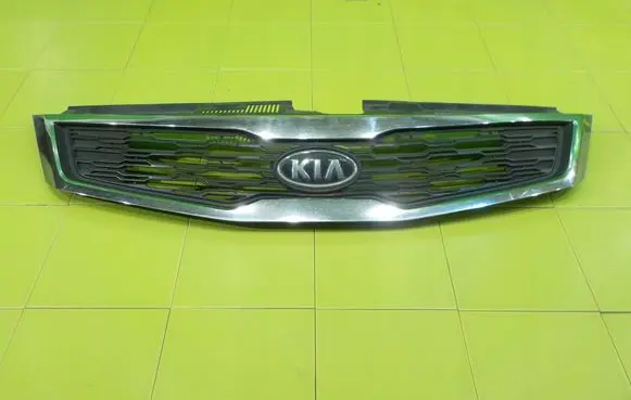 KIA Ceed Front bumper upper radiator grill 863501H500 ZP27