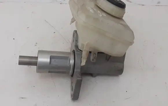 Audi A5 8T 8F Master brake cylinder 8K0611301A 03335005512